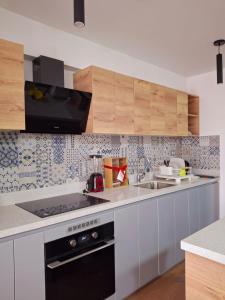 Kuchyň nebo kuchyňský kout v ubytování Departamento de Estreno en Arequipa, 3 dormitorios LUXURI TOWERS