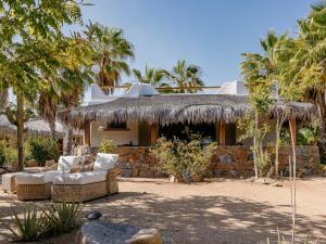 Villa Gardenia - Oceanfront Casa Cactus, Todos Santos (updated prices 2026)