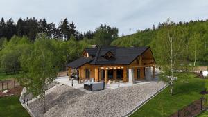 Το κτήριο όπου στεγάζεται  η βίλα