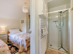 Ένα μπάνιο στο 2 Bed in Dartmoor National Park 46409 +13 φωτογραφίες