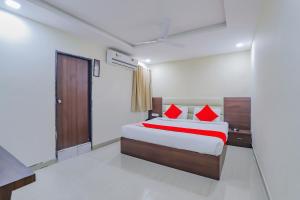 Ένα ή περισσότερα κρεβάτια σε δωμάτιο στο Hotel O Greenwood