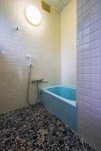 Et badeværelse på Yume Cottage + 22 billeder