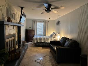 Ένα ή περισσότερα κρεβάτια σε δωμάτιο στο PRIVATE STUDIO