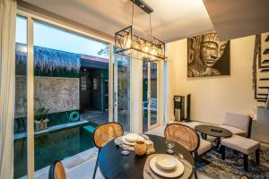 Swimmingpoolen hos eller tæt på Villa Lotus by Unicorn Villas Bali