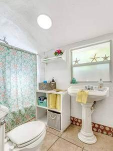 Koupelna v ubytování Olive Apart Unit 1 By Pmi