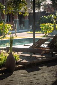 Πισίνα στο ή κοντά στο Pondok Sentana by Pause Inn Group