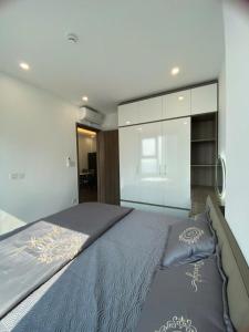 Postel nebo postele na pokoji v ubytování 2 Bedrooms Apartment Hải Phòng