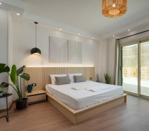 Postel nebo postele na pokoji v ubytování Pyramidia Serene with Rooftop, Pool & pyramids view + 61 fotografií