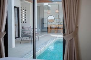 Bazén v ubytování Miracle Pool Villa ,Aonang nebo v jeho okolí + 24 fotografií