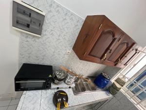Η κουζίνα ή μικρή κουζίνα στο Hôtel Charles