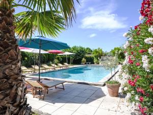 Πισίνα στο ή κοντά στο Holiday Home L'Olivier by Interhome