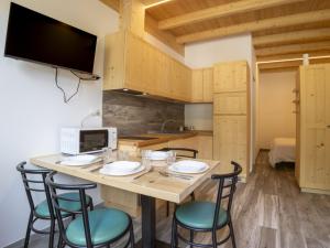 Televiisor ja/või meelelahutuskeskus majutusasutuses Studio La Bella Sirta by Interhome +20 fotot