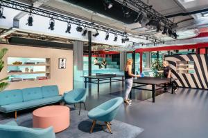 Χώρος καθιστικού στο The Social Hub Amsterdam City