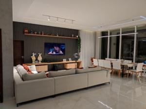 Χώρος καθιστικού στο Luxury Home - COP30
