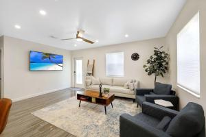 TV/trung tâm giải trí tại Blue Ocean Retreat By Pmi