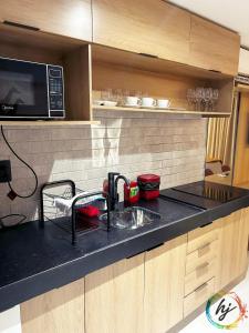 Η κουζίνα ή μικρή κουζίνα στο Summer Flat 304