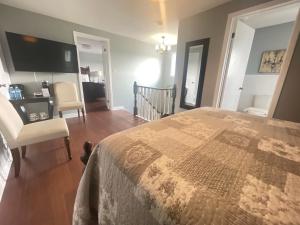 Afbeelding uit fotogalerij van Butterfly Manor in Niagara Falls +37 foto's