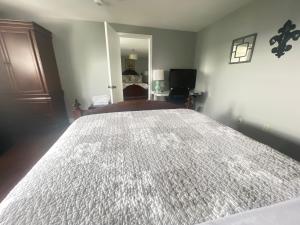 Afbeelding uit fotogalerij van Butterfly Manor in Niagara Falls