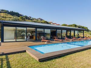 Πισίνα στο ή κοντά στο Stylish Ocean Club Apartment F25
