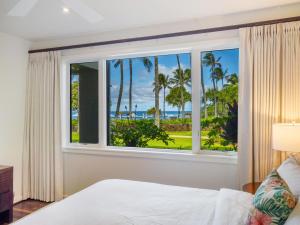 Giường trong phòng chung tại 4-Bed Villa 104 at Turtle Bay +44 ảnh
