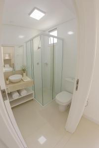 Phòng tắm tại Meia Praia Apartamento Perfeito +23 ảnh