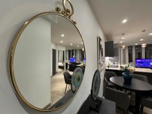 Ảnh trong thư viện ảnh của Stunning Reading Centre Apt - 1BR, 1 BA - F14 ở Reading +39 ảnh