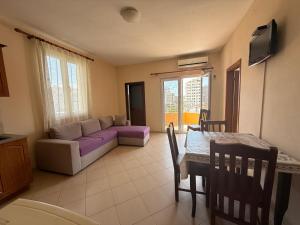 Khu vực ghế ngồi tại Hotel Shire