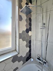 Koupelna v ubytování Apartament Langa PrimaShop Oradea