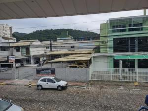 En generel udsigt til bjerge eller udsigt til bjerge taget fra lejligheden