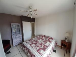 Postel nebo postele na pokoji v ubytování Maison avec jardin