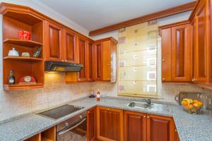 Kuchyň nebo kuchyňský kout v ubytování Hotel Dubrovnik