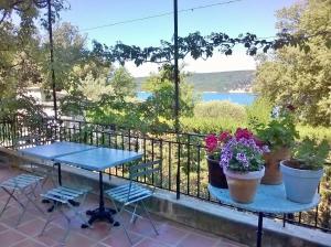 Photo de la galerie de l'établissement Hôtel Sainte Anne, aux Salles-sur-Verdon