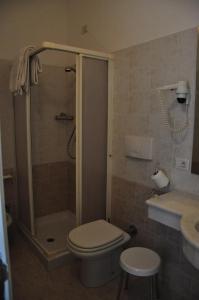 Koupelna v ubytování Hotel Sirena