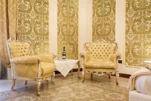 Posedenie v ubytovaní Palazzo Montalbano