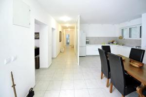 Kuchyň nebo kuchyňský kout v ubytování Luxury Apartment Brela