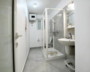 Koupelna v ubytování Luxury Apartment Brela