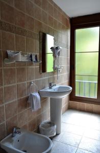Koupelna v ubytování Hotel Termas de Liérganes