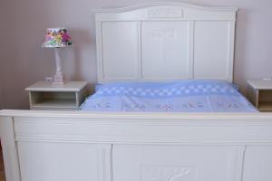 Ένα ή περισσότερα κρεβάτια σε δωμάτιο στο Beach Apartment MELINA +19 φωτογραφίες