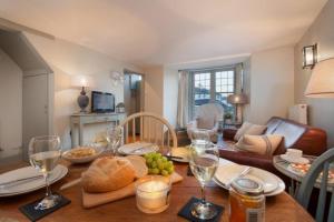 Gallery image of Compass Cottage Shaldon in Shaldon