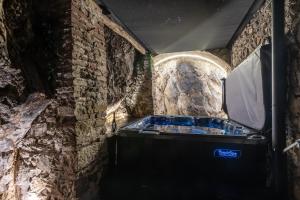 Φωτογραφία από το άλμπουμ του La roche étoilée - Jacuzzi σε Vienne