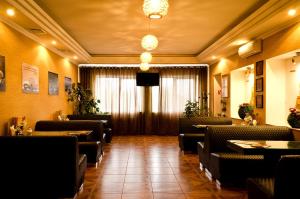 Posezení v ubytování Hotel 8th Mile