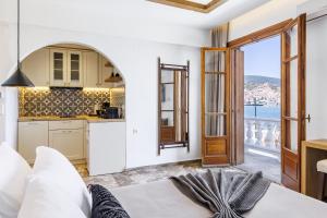 Η κουζίνα ή μικρή κουζίνα στο Villa Apostolis Studios
