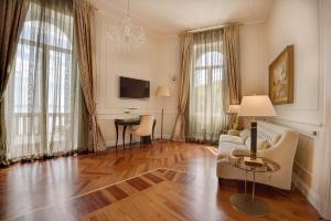 TV a/nebo společenská místnost v ubytování Amadria Park Hotel Milenij