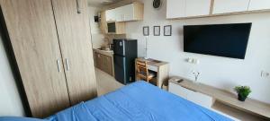 Kuchyň nebo kuchyňský kout v ubytování Springwood serene stay Cozy Studio