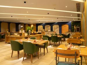 Galería fotográfica de Pinnacle Grand Hotel en Ahmedabad