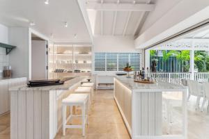 Η κουζίνα ή μικρή κουζίνα στο Villa Sorana