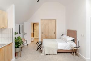 En eller flere senge i et værelse på King Street Studios