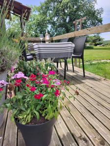 Gallery image of Les Gîtes des Chaumes de Villeneuve - Le Chalet in La Celle-sous-Gouzon