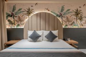 Giường trong phòng chung tại Hotel Highway King Jaipur