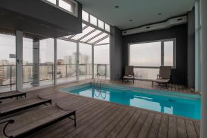 Swimmingpoolen hos eller tæt på Colon y la costa